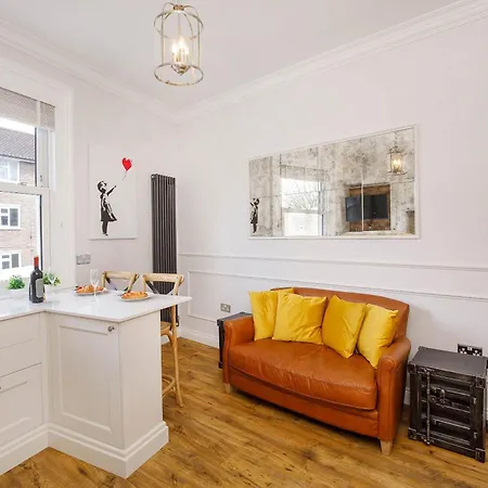 Fishergate Bar Sleeps 4 York